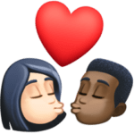 👩🏻‍❤️‍💋‍👨🏿 Berciuman Wanita dengan Pria Warna Kulit Cerah dengan Warna Kulit Gelap Facebook