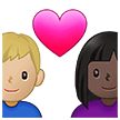 👩🏿‍❤️‍👨🏼 Pasangan dengan Hati Wanita dengan Pria Warna Kulit Gelap dengan Warna Kulit Cerah Sedang Samsung